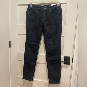 Ann Taylor Loft Women's  Dark blue Jeans modern skinny size 4P